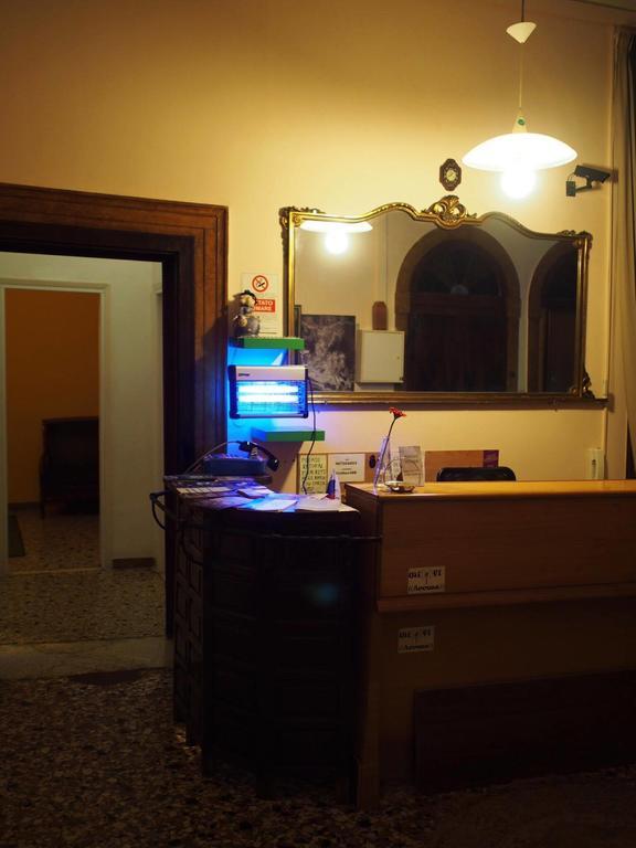 Auberge de jeunesse Youth Venice Palace Extérieur photo