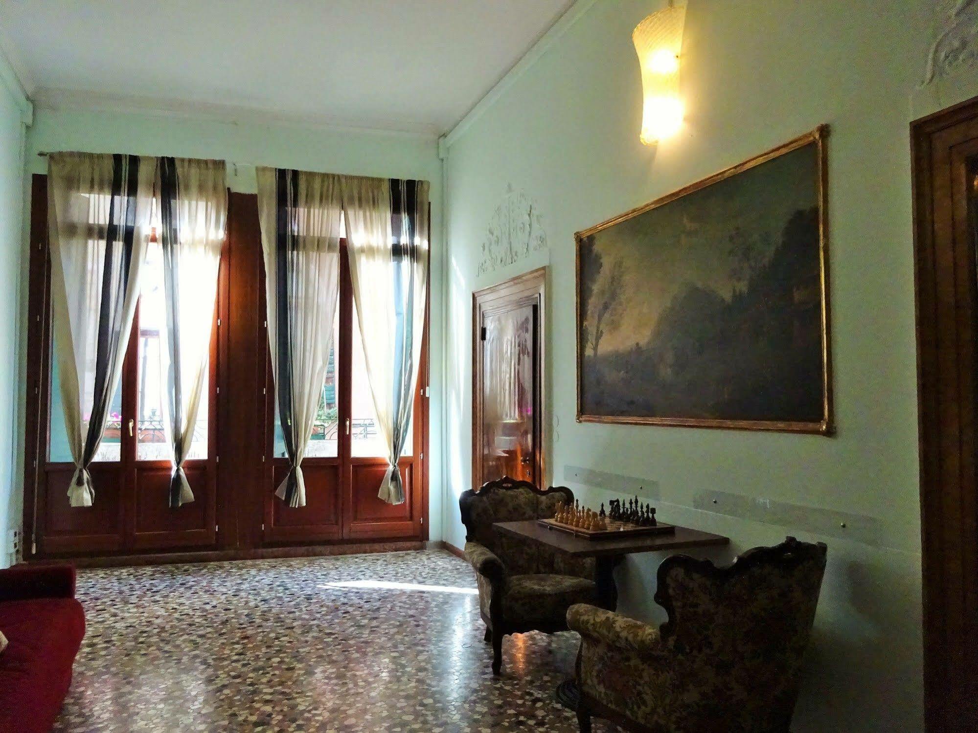 Auberge de jeunesse Youth Venice Palace Extérieur photo